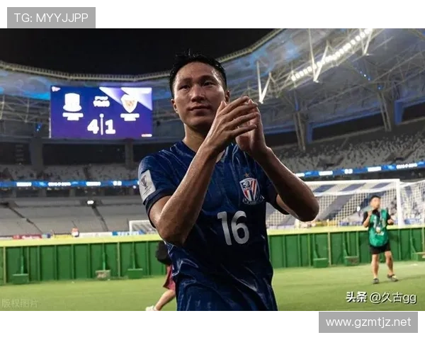 亚冠遭淘汰新月球迷怒喊换帅吧 亚冠遭淘汰新月球迷怒喊换帅吧